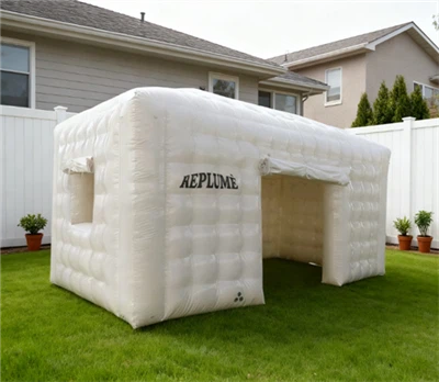 Tenda Kubus Tiup Putih Yang Disesuaikan Untuk Acara